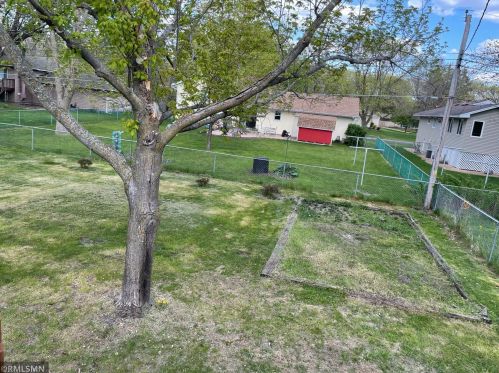 10641 Wren St, Minneapolis MN  55433-4026 exterior