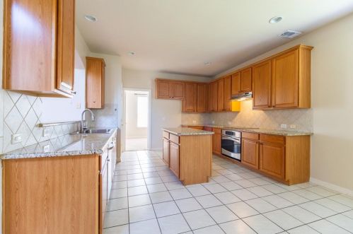 4541 Hawkhurst Dr, Plano TX  75024-7348 exterior