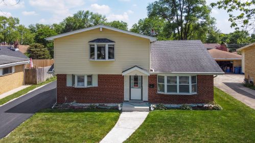 35 Janice Ln, Addison, IL 60101-2601