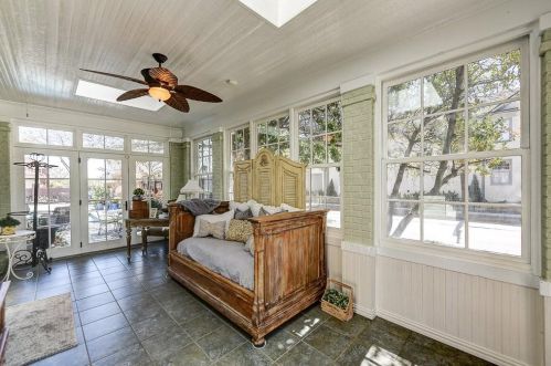 2439 Wabash Ave, Fort Worth TX  76109-1018 exterior