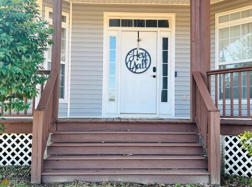 197 Old Perry Rd, Bonaire, GA 31005-3706