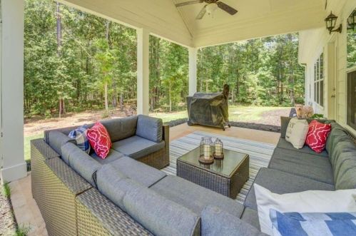 100 Nicklaus Cir, Social Circle GA  30025-5347 exterior