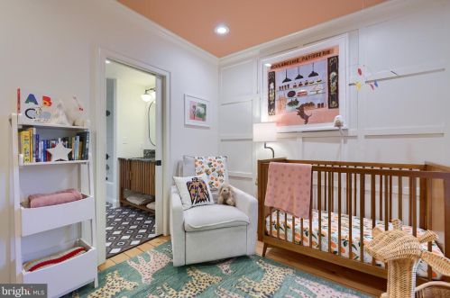 330 Mary St, Lancaster PA  17603-3328 exterior