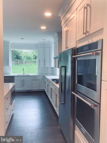 8010 Valley St, Silver Spring MD  20910-5243 exterior