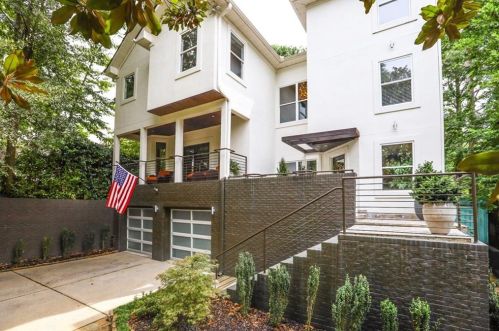 2455 Appalachee Dr, Atlanta, GA 30319-3427