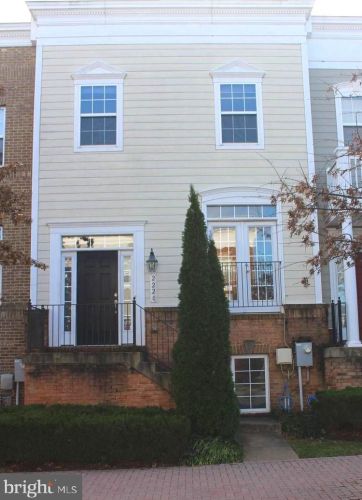 2220 Leesborough Dr, Silver Spring MD  20902-2809 exterior