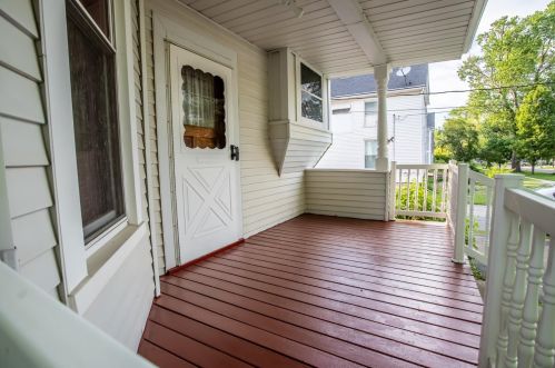 125 Grant St, Crown Point IN  46307-4011 exterior