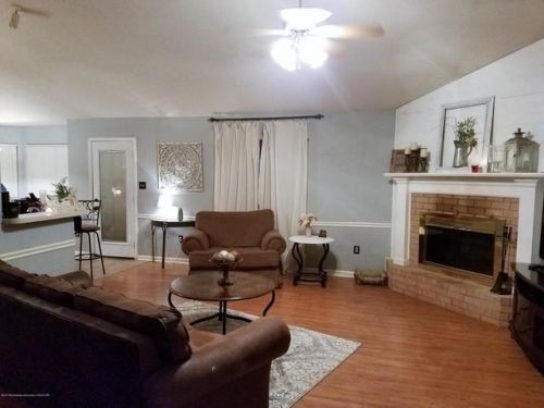 1719 Saddle Ln, Southaven, MS 38671-8739