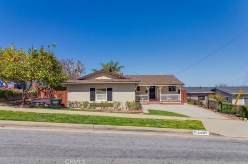 2065 Caddington Dr, Palos Verdes Estates, CA 90275-2012