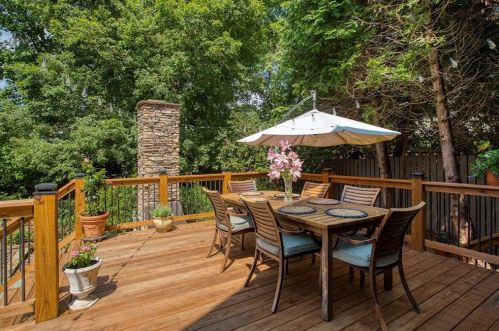 4734 Dudley Ln, Atlanta GA  30327-3330 exterior