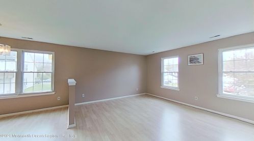 13 Maynard Dr, Erial, NJ 08081-2304