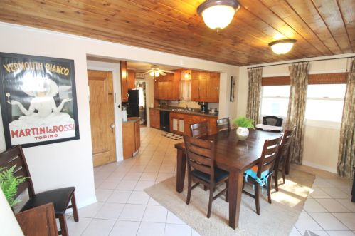 758 Idaho Ave, Saint Paul MN  55106-1049 exterior
