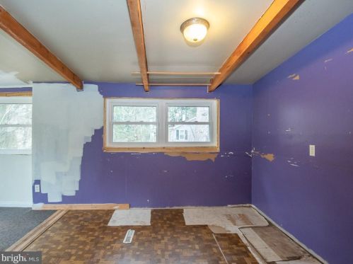 2122 Millcreek Rd, Lancaster PA  17602-4749 exterior