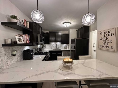 1203 River Rd, Edgewater NJ  07020-1456 exterior