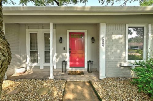 11609 Elk Park Trl, Austin TX  78759-4113 exterior