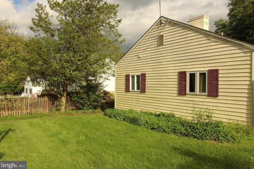 1404 Gleason St, Silver Spring MD  20902-3724 exterior