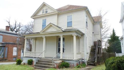 614 Holbrook Ave, Danville, VA 24541-2412