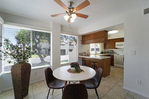 1450 Swift Ln, El Cajon, CA 92020-1464