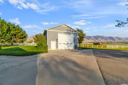461 800, Smithfield UT 84335-1388 exterior