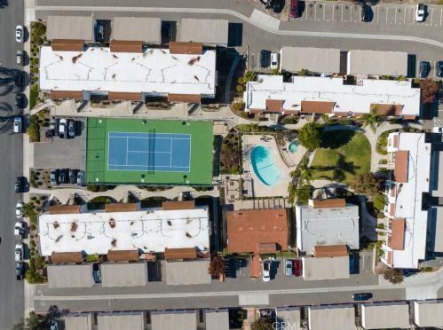 106 Candice Pl, Vista CA  92083-1960 exterior