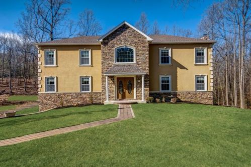 1181 Fairfield Rd, Bridgewater, NJ 08807-1402