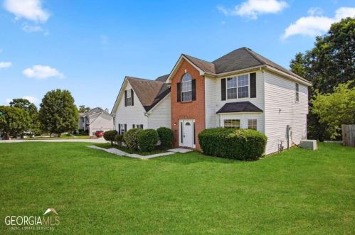 10717 Misty Meadows Ct, Hampton, GA 30228-6188