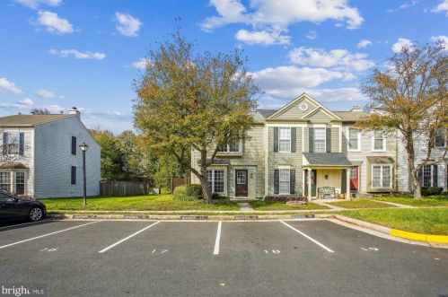3014 Mcmaster Ct, Herndon, VA 20171-3732
