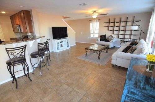 7012 Derby Downs Dr, Austin TX  78747-3978 exterior