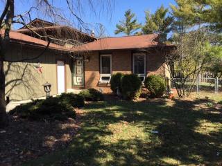 5364 Hollister St, Columbus, OH 43235-7606