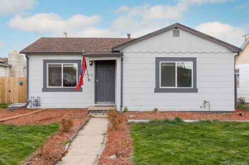 1733 Oakland St, Denver CO  80010-2823 exterior
