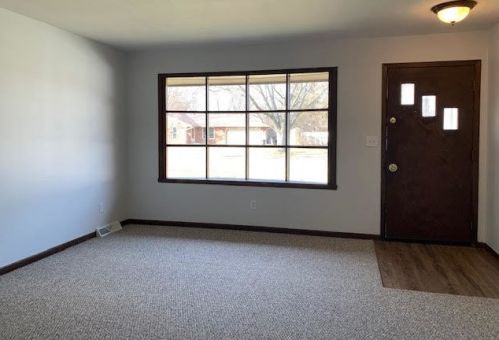 1222 Arnold Ave, Rockford, IL 61108-4102