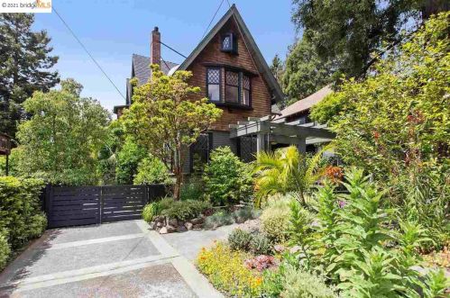 2528 Piedmont Ave, Berkeley, CA 94704-3120