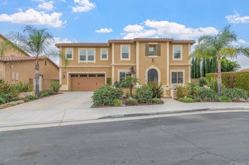 32571 Rothenberg Dr, Temecula, CA 92592-4418