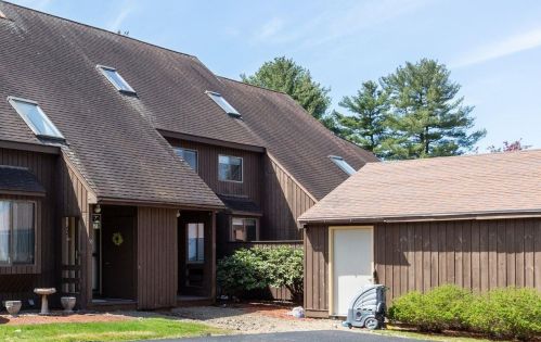 52 Spring Cove Rd, Nashua, NH 03062-4442