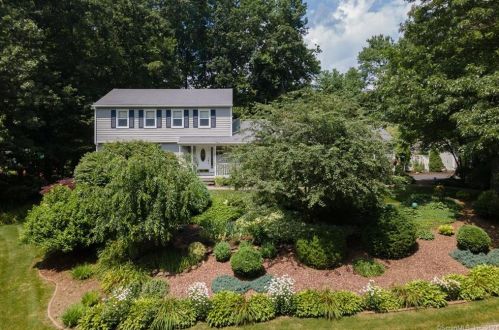 332 Woodpond Rd, Cheshire, CT 06410-4338