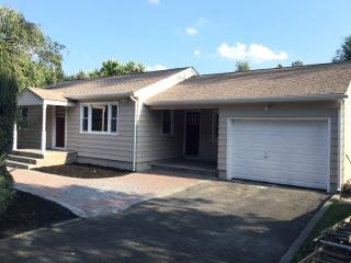 61 North St, Dover, NJ 07801-1734