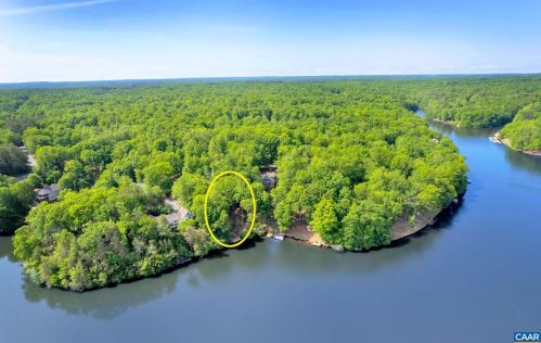 16 Bonita Rd, Bybee, VA 22963-2437