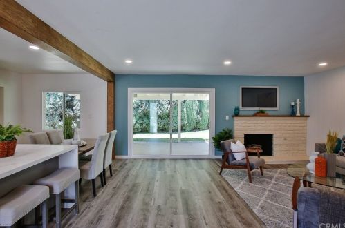1028 Modena Pl, Anaheim, CA 92801-3204