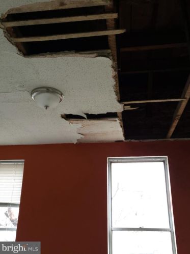 1940 23 St, Philadelphia PA 19145-2601 exterior