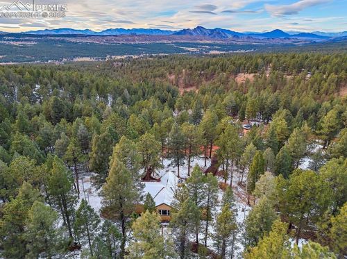 84 Pne Ln, Woodland Park CO 80863-9535 exterior