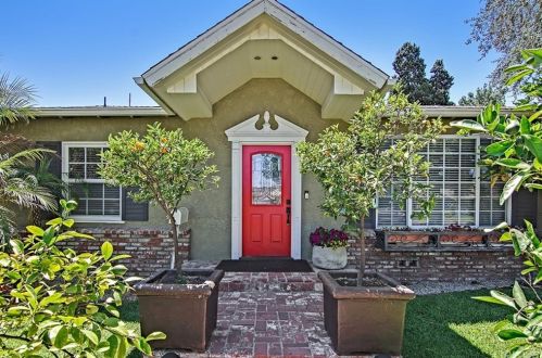 5521 Van Noord Ave, Van Nuys, CA 91401-5430