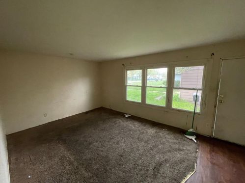 6316 New Hampshire Ave, Hammond IN  46323-1950 exterior