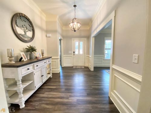 320 Thrash Rd, Lagrange GA  30241-8137 exterior