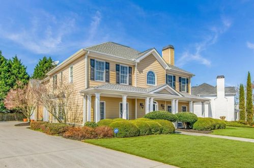 350 Bay Grove Rd, Loganville, GA 30052-6619