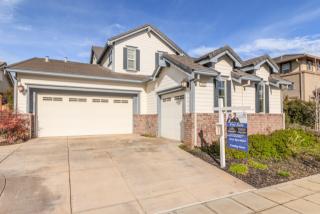 723 Woodside Ave, Tracy, CA 95391-1156