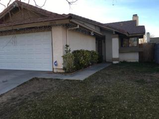 37035 Bayliss Ct, Palmdale, CA 93550-4436