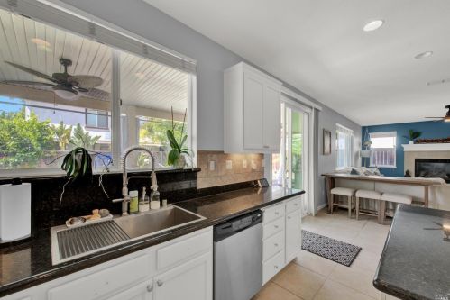 5077 Ellis Godfrey Dr, Fairfield CA  94533-8959 exterior