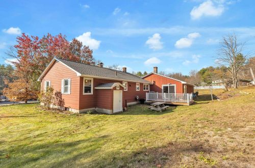 180 Dunbarton Rd, Goffstown, NH 03045-2826