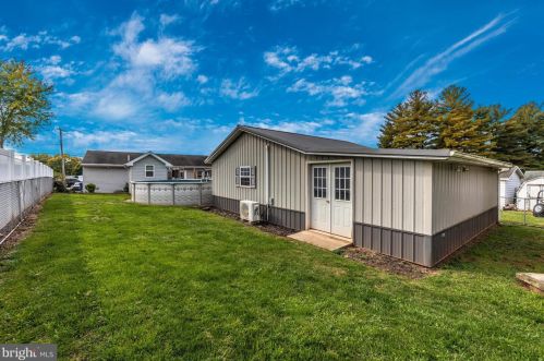 8142 Rocky Rdg Rd, Graceham MD exterior