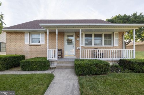 750 Walnut St, Hanover, PA 17331-2051